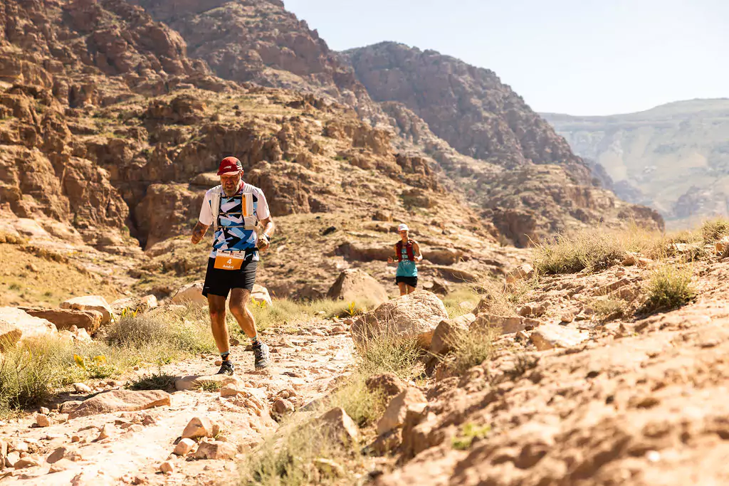 Circuits d'aventure en Jordanie, y compris des courses de marathon, des randonnées à vélo et des trekkings en Jordanie